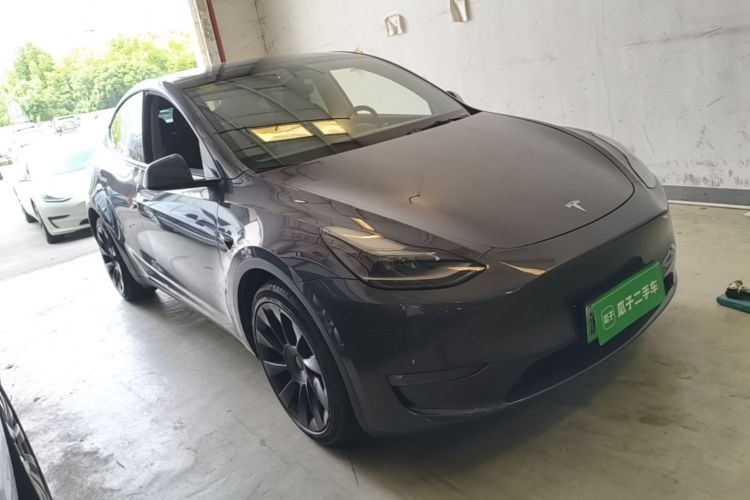 Tesla Model Y 2021 #4 Tesla Model Y 2021 car image #4