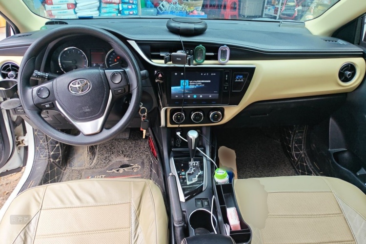 Toyota Corolla 2017 car image #11