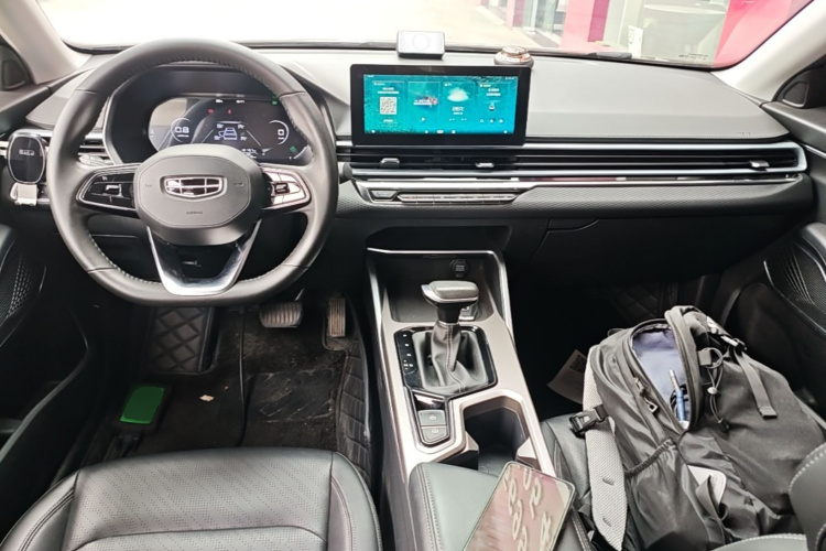 GEELY Emgrand 2022 car image #10