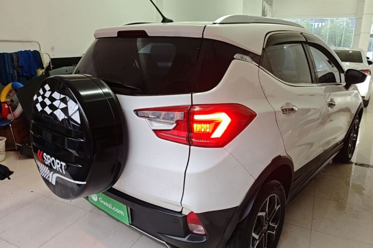 BYD Yuan Pro 2021 #7 BYD Yuan Pro 2021 car image #7