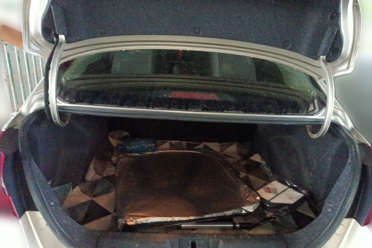 GEELY Emgrand 2019 car image #21