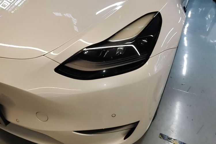 Tesla Model Y 2022 #25 Tesla Model Y 2022 car image #25
