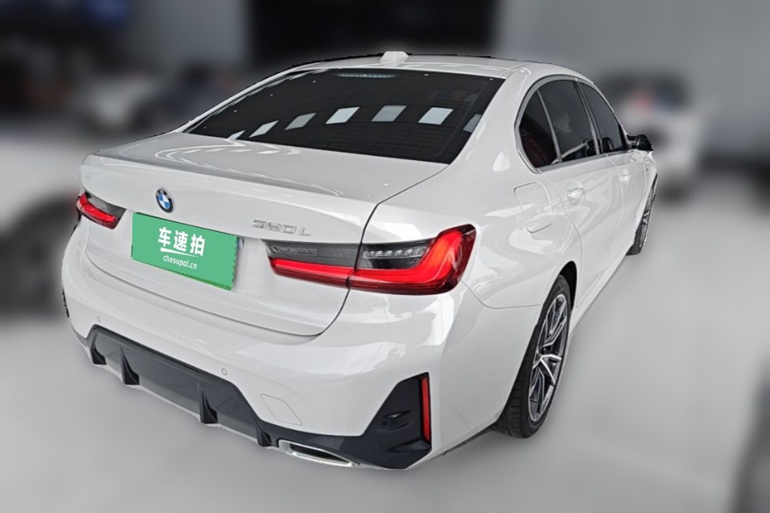 BMW 3 Series 2024 #2 BMW 3 Series 2024 immagine di auto #2