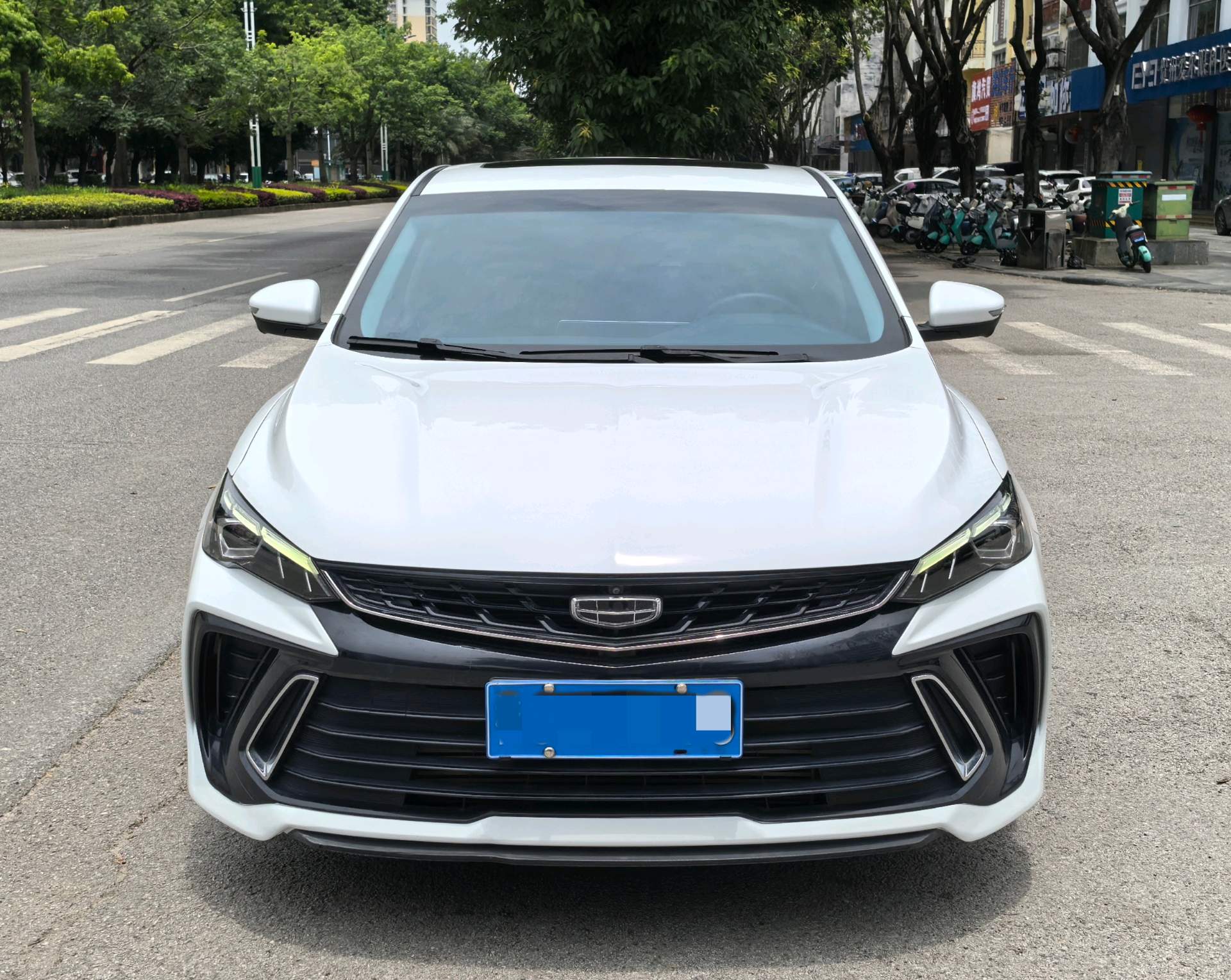 GEELY Binray 2022 image de voiture #2