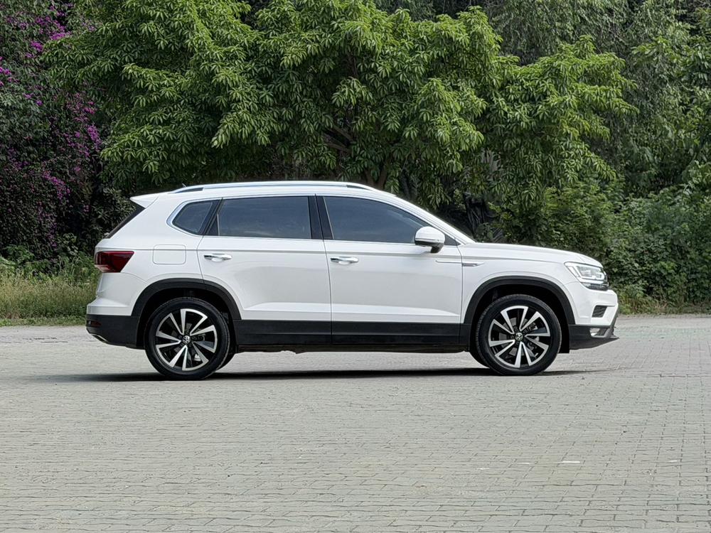 Volkswagen Tharu 2022 car image #8
