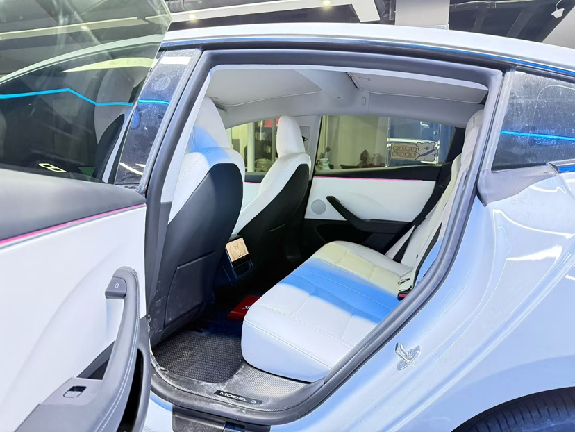 Tesla Model 3 2024 car image #4