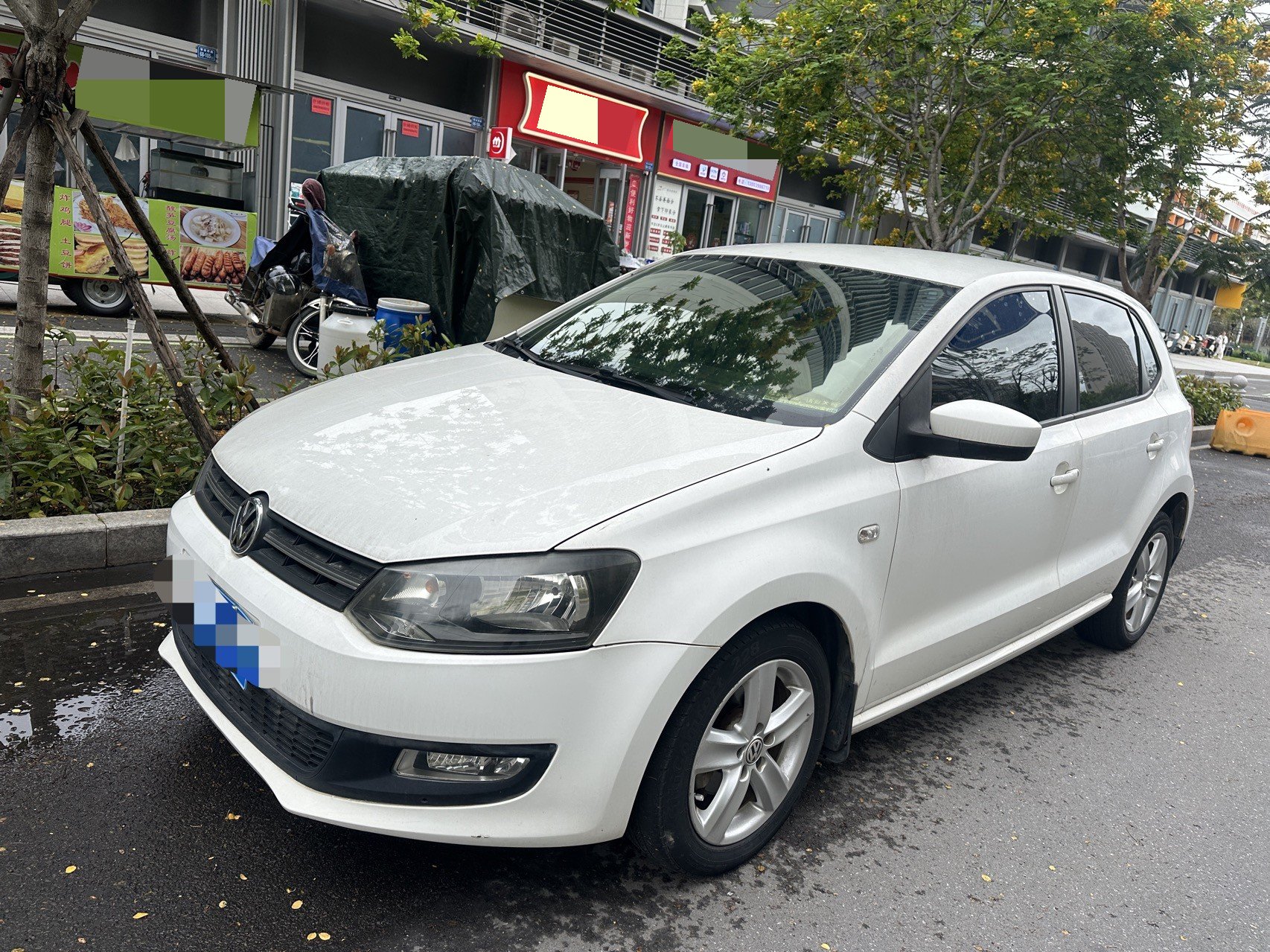 Volkswagen Polo 2012 Volkswagen Polo 2012 car image