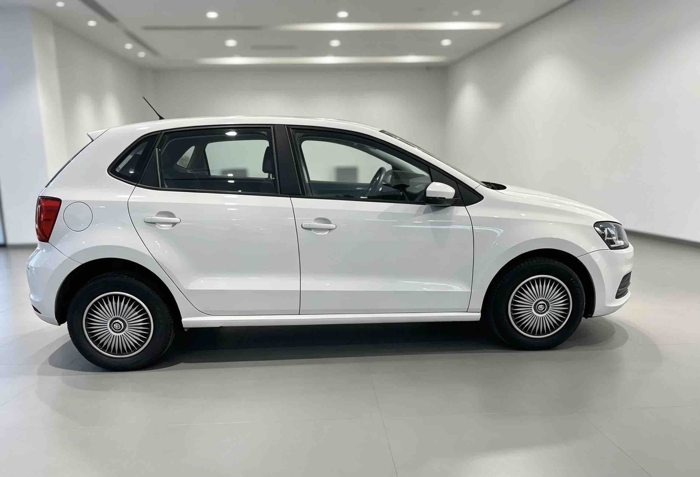 Volkswagen Polo 2019 immagine di auto #10