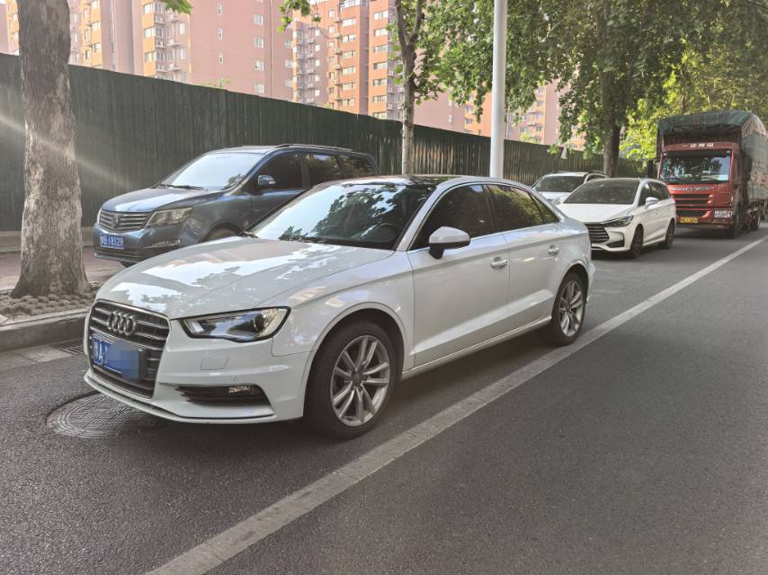 2016 2016 immagine di auto