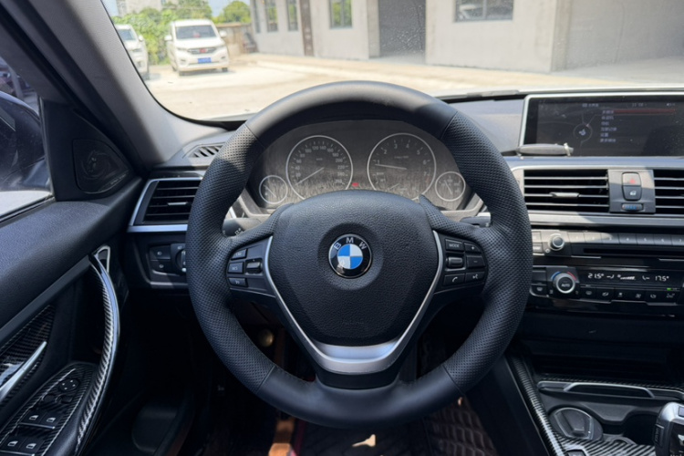 BMW 3 Series 2016 #15 BMW 3 Series 2016 car image #15