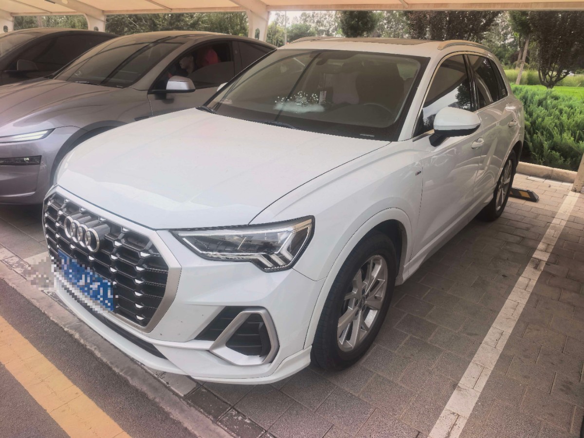 Audi Q3 2020 Audi Q3 2020 car image