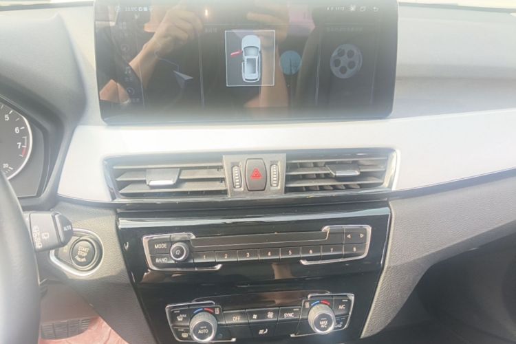 BMW X1 2017 #13 BMW X1 2017 صورة سيارة #13