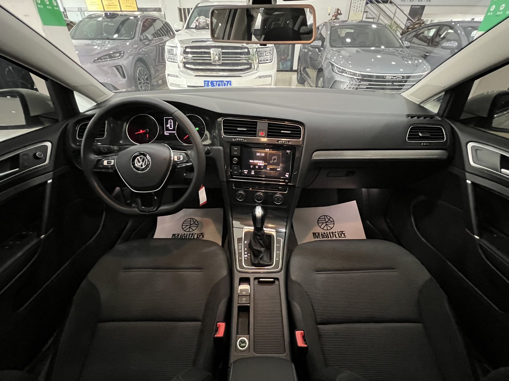 Volkswagen Golf 2019 #6 Volkswagen Golf 2019 car image #6