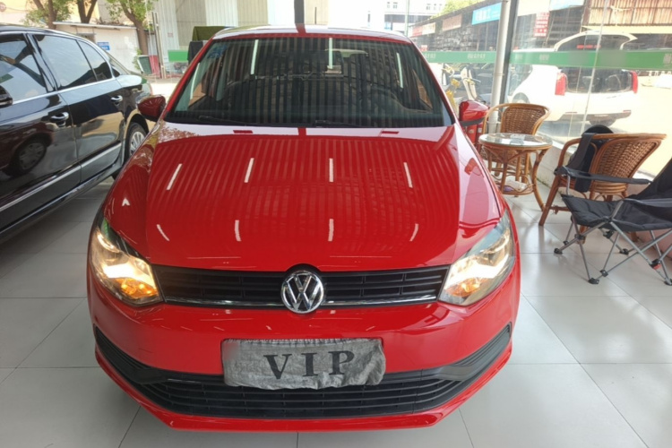 Volkswagen Polo 2018 car image #3