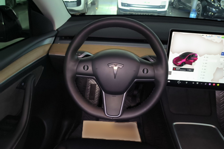 Tesla Model Y 2022 #11 Tesla Model Y 2022 car image #11