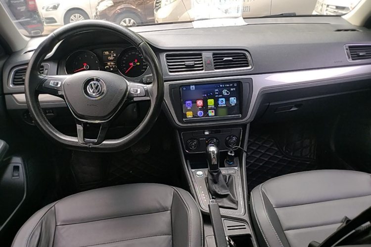 Volkswagen Lavida 2017 car image #10