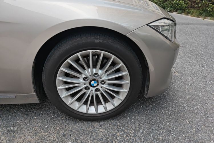 BMW 3 Series 2014 #9 BMW 3 Series 2014 car image #9