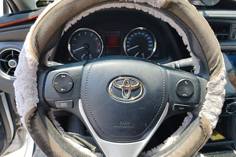 Toyota Corolla 2018 #12 Toyota Corolla 2018 car image #12