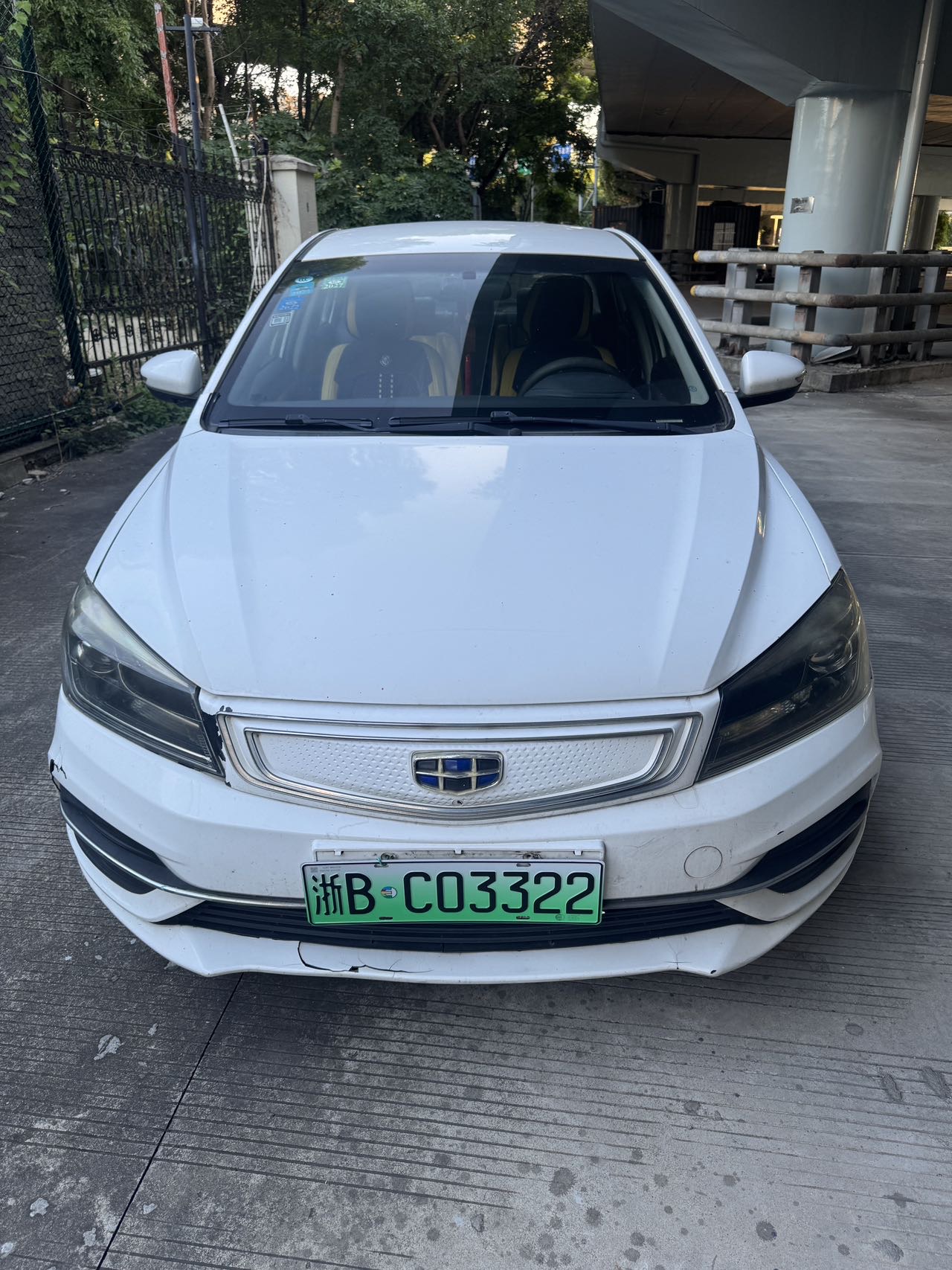 GEELY Emgrand New Energy 2019 #3 GEELY Emgrand New Energy 2019 صورة سيارة #3