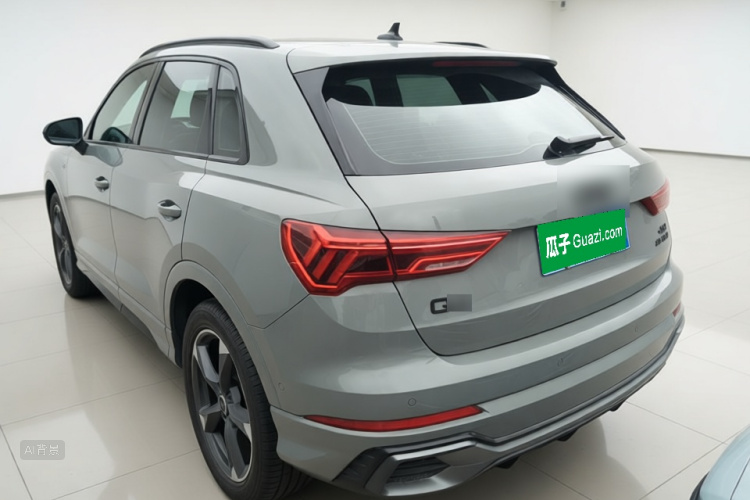 Audi Q3 2024 car image #5
