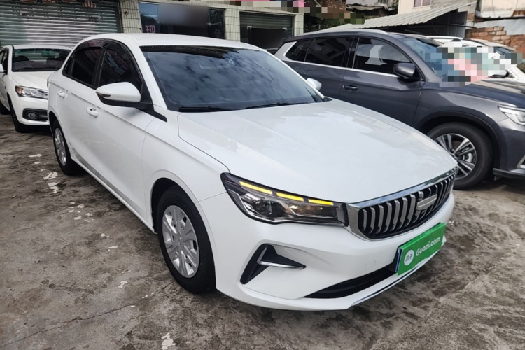 GEELY Emgrand 2025 #4 GEELY Emgrand 2025 car image #4
