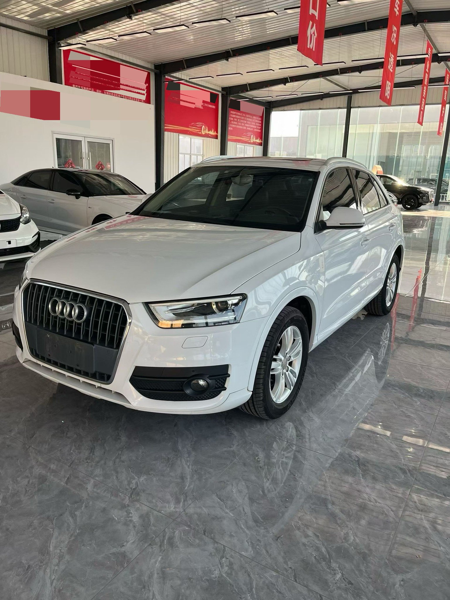 Audi Q3 2015 Audi Q3 2015 car image