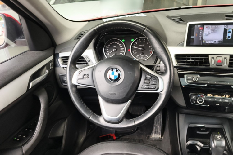 BMW X1 2018 car image #11