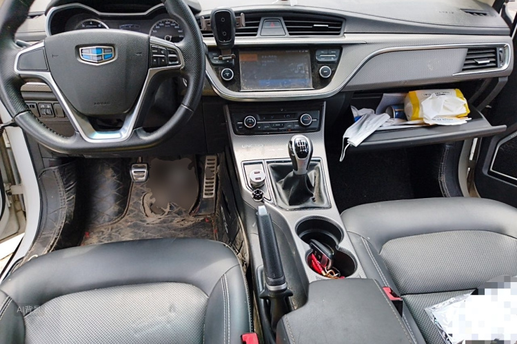 GEELY Emgrand GS 2017 car image #11