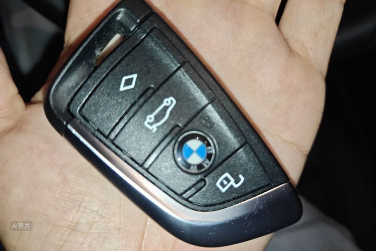 BMW 3 Series 2023 car image #10