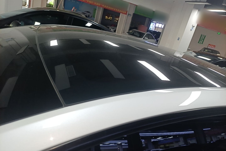 Tesla Model Y 2022 #25 Tesla Model Y 2022 car image #25