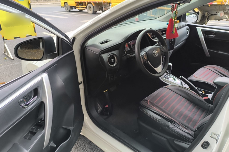 Toyota Corolla 2017 #16 Toyota Corolla 2017 car image #16