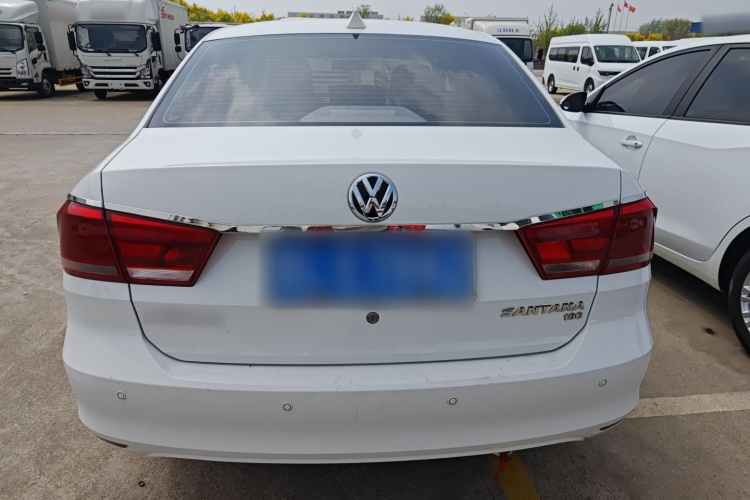 Volkswagen Santana 2015 car image #6
