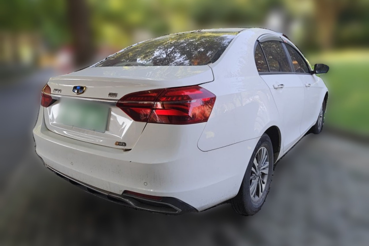 GEELY Emgrand 2019 car image #5