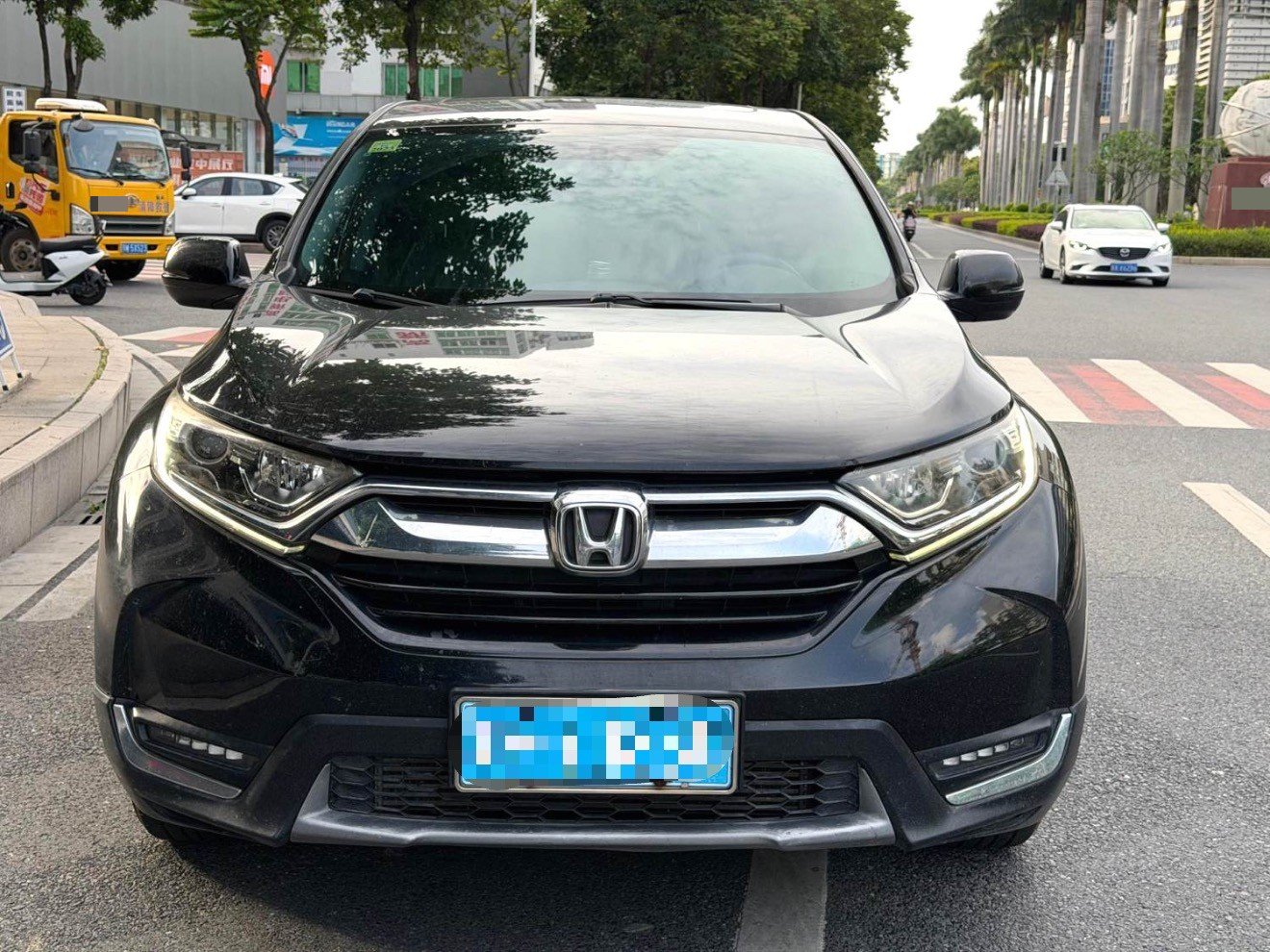Honda CR-V 2019 car image #2