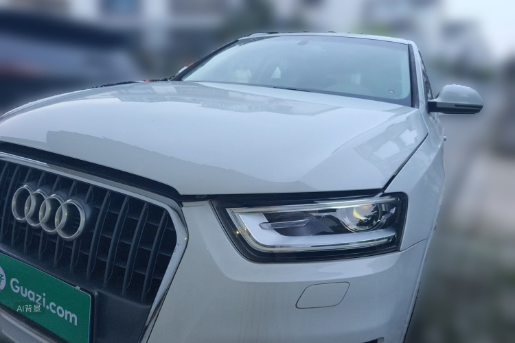 Audi Q3 2014 car image #3