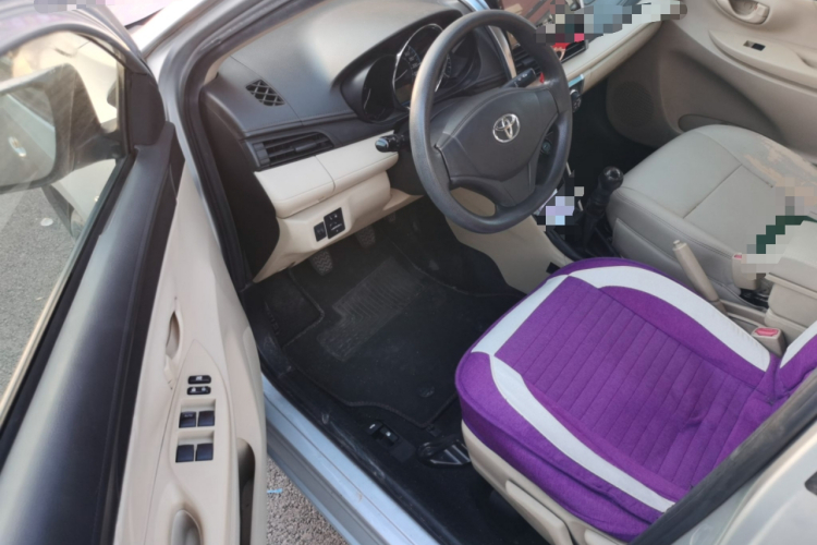 Toyota Vios 2015 car image #9