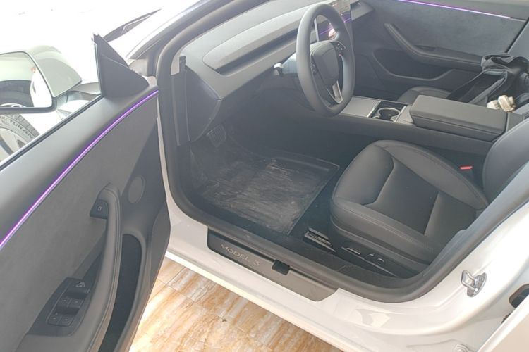 Tesla Model 3 2025 #16 Tesla Model 3 2025 car image #16
