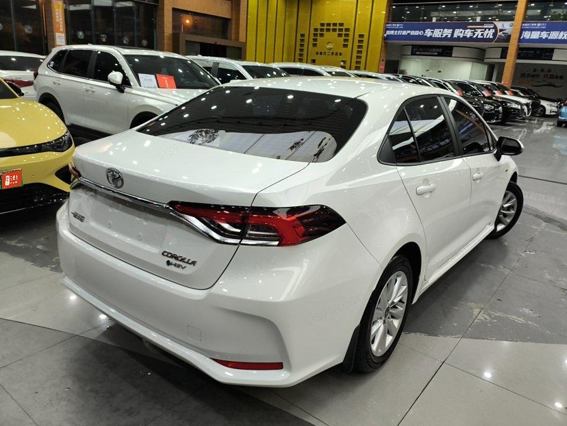 Toyota Corolla 2025 #2 Toyota Corolla 2025 car image #2
