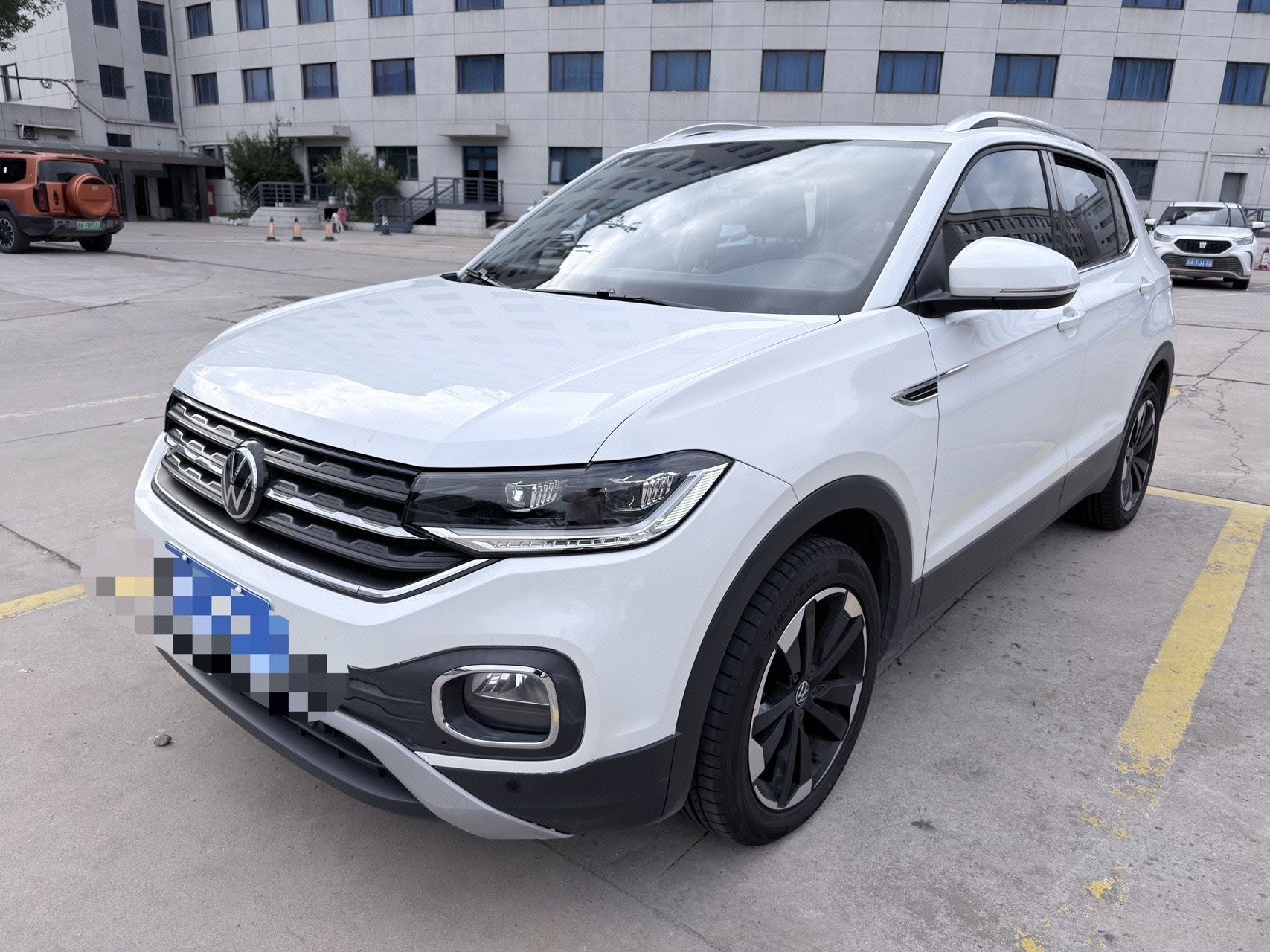 2024 2024 imagen de coche