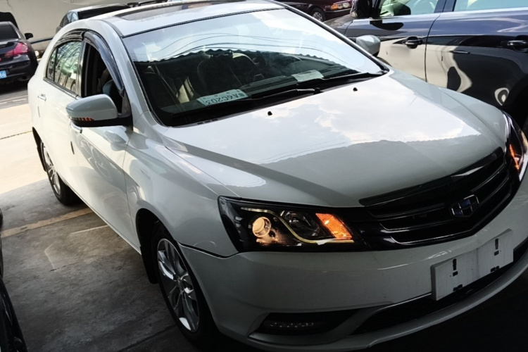 GEELY Emgrand 2016 car image #4