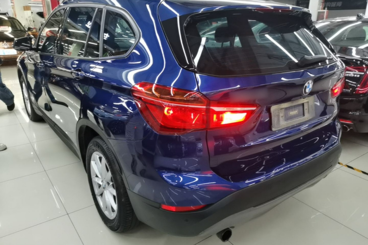 BMW X1 2017 #5 BMW X1 2017 car image #5