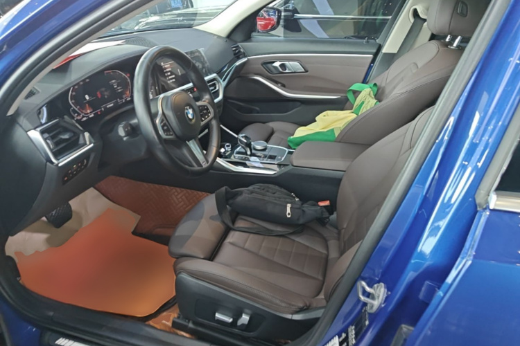 BMW 3 Series 2021 imagem de carro #15