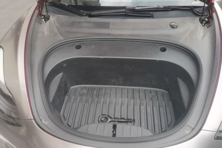 Tesla Model 3 2022 car image #22