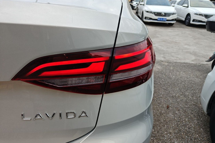 Volkswagen Lavida 2022 #8 Volkswagen Lavida 2022 car image #8