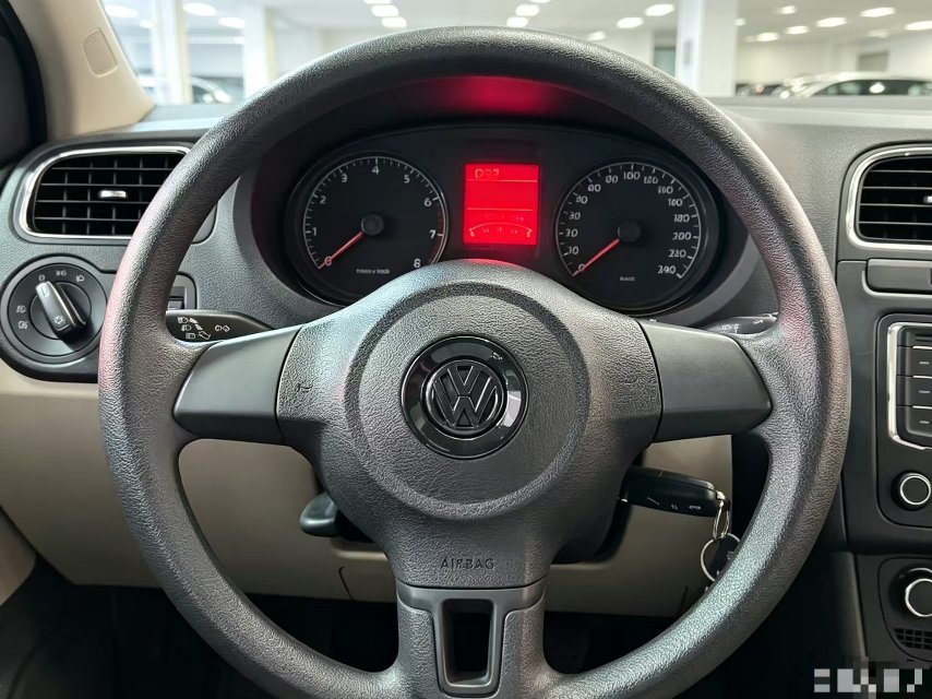 Volkswagen Polo 2013 #8 Volkswagen Polo 2013 car image #8