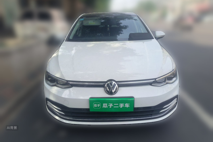 Volkswagen Golf 2022 car image #3