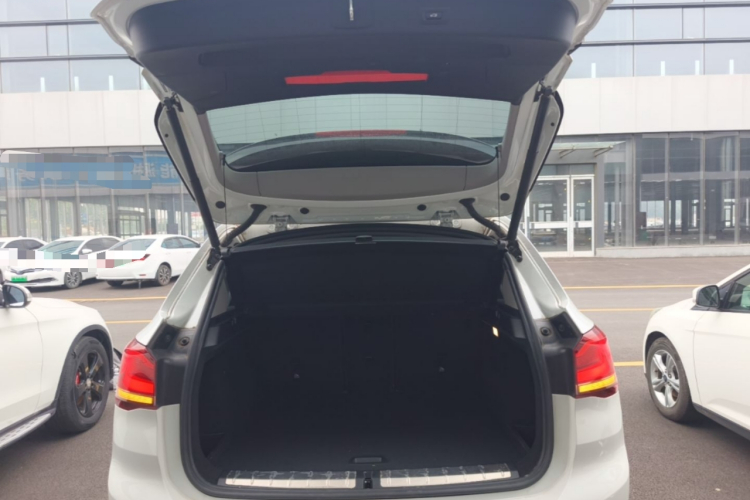 BMW X1 2021 car image #19
