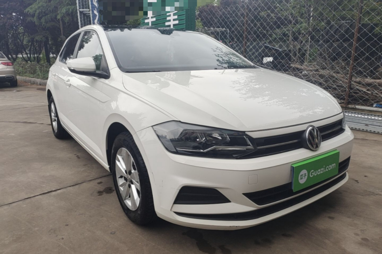 Volkswagen Polo 2020 car image #4
