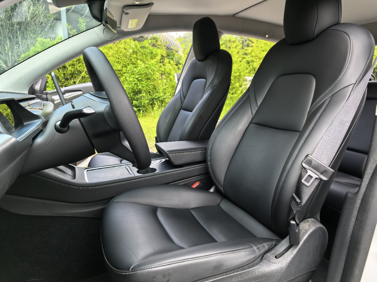 Tesla Model Y 2021 car image #5