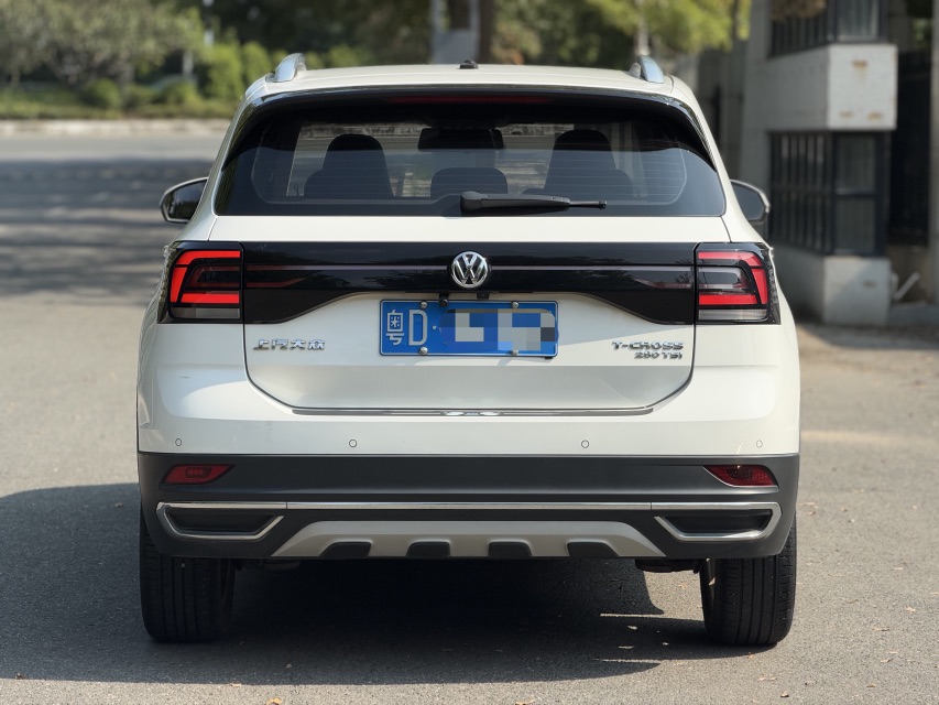 Volkswagen T-Cross 2020 #8 Volkswagen T-Cross 2020 صورة سيارة #8